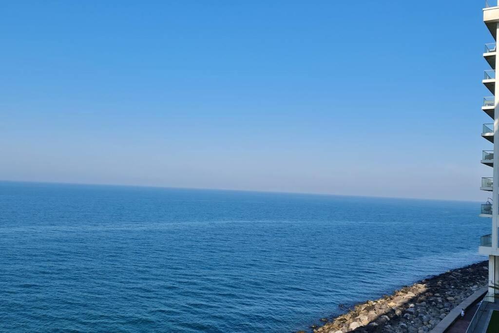 דירות ראס אל חאימה A Perfect Escape - Sea Facing מראה חיצוני תמונה